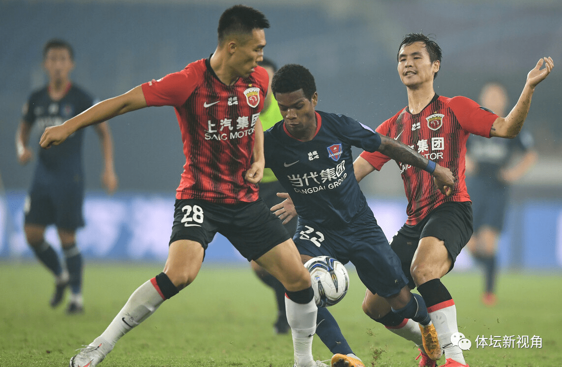 今夜德甲焦点战;辽宁本钢更衣室发声;媒体盛赞;阵容厚度经受考验的简单介绍 今夜德甲焦点战;辽宁本钢更衣室发声;媒体盛赞;阵容厚度经受考验的简单介绍